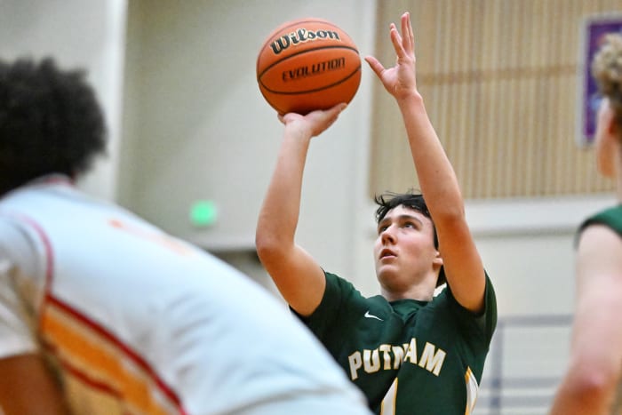 a Putnam North Eugene 5A Oregon boys basketball quarterfinal 2024 Leon Neuschwander 28